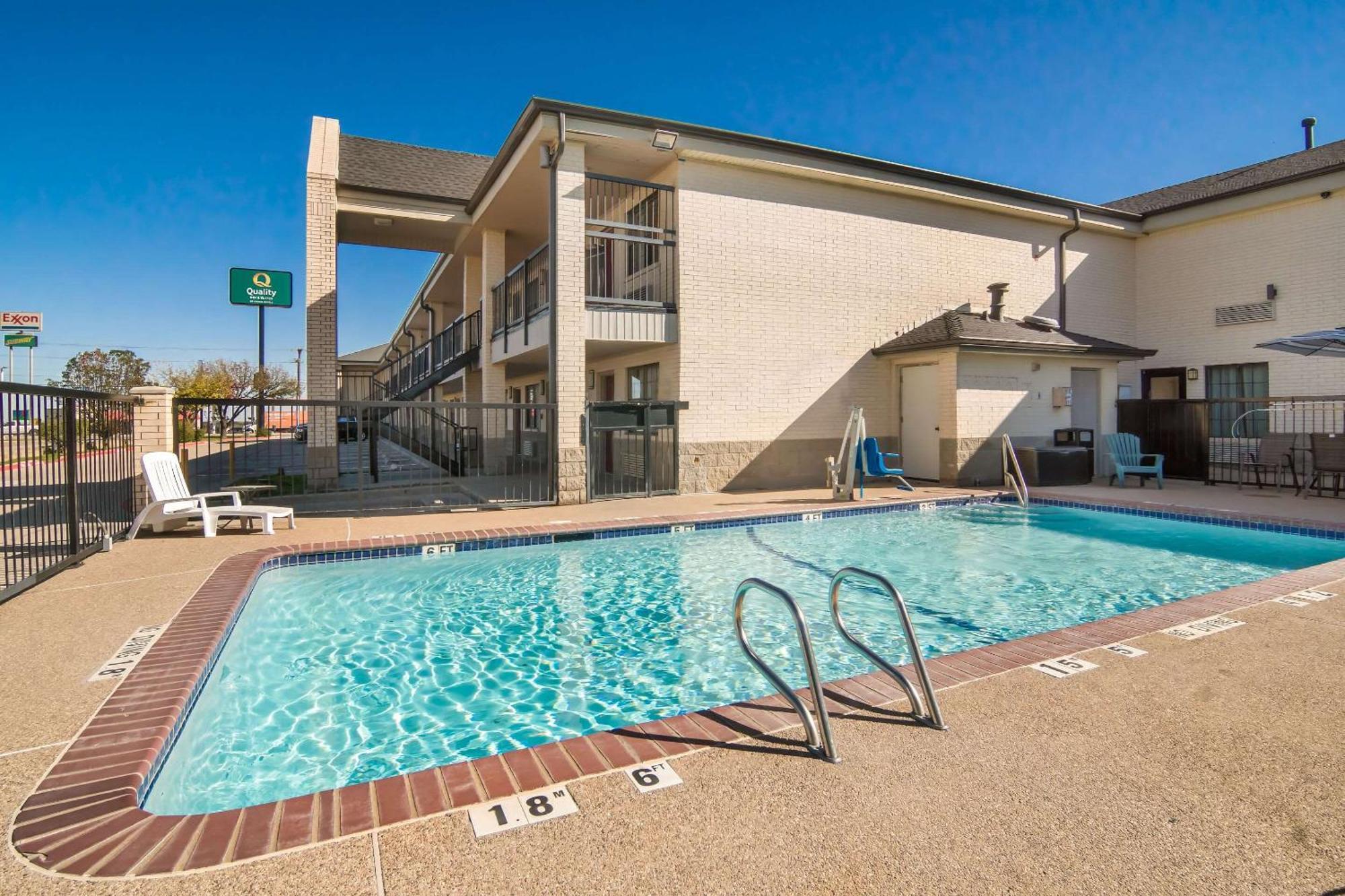 Quality Inn & Suites WeatherfordWeatherford  Kültér fotó
